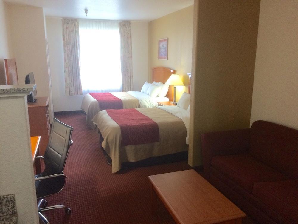 Comfort Inn & Suites Chesapeake - Portsmouth Esterno foto