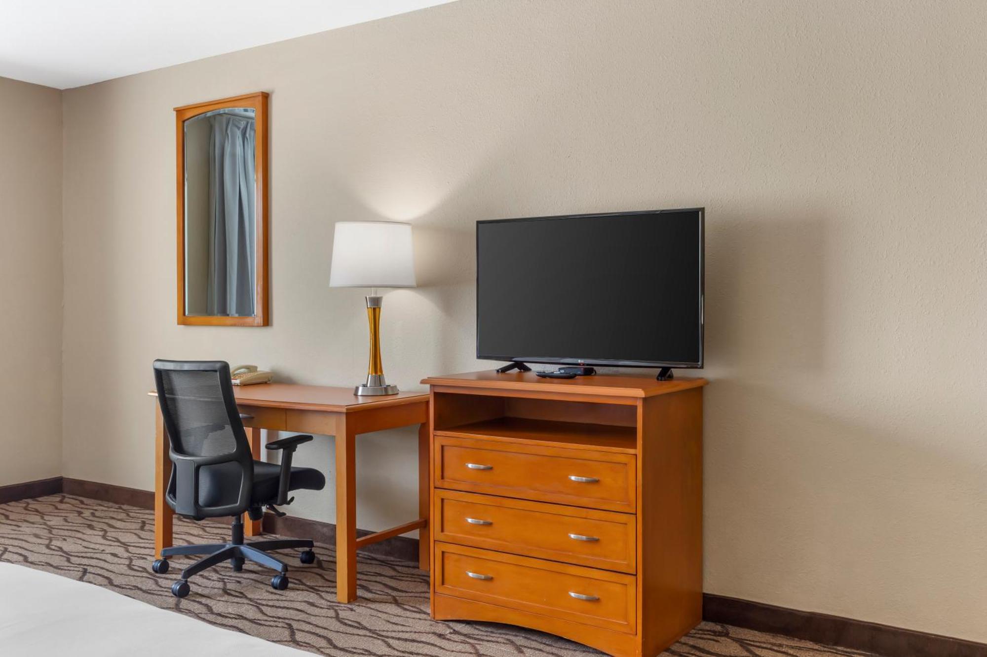 Comfort Inn & Suites Chesapeake - Portsmouth Esterno foto