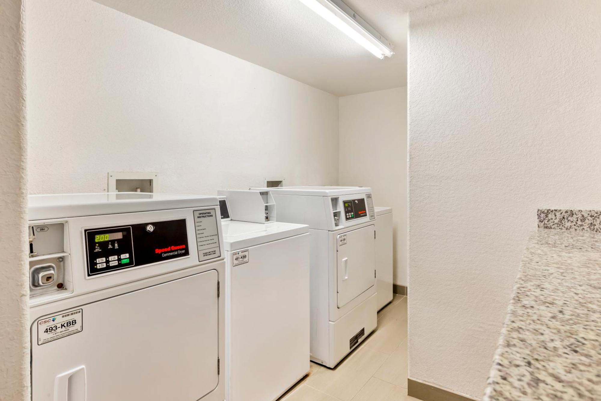 Comfort Inn & Suites Chesapeake - Portsmouth Esterno foto