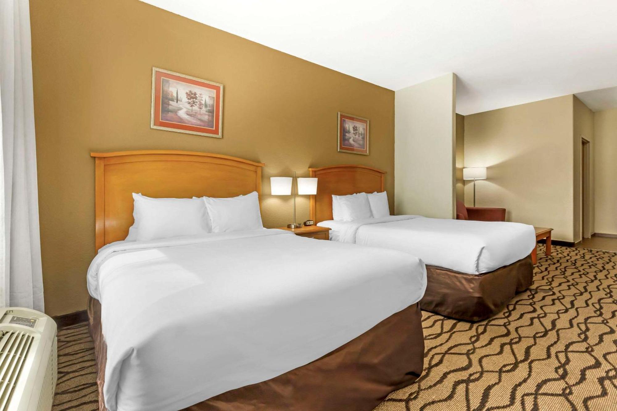 Comfort Inn & Suites Chesapeake - Portsmouth Esterno foto