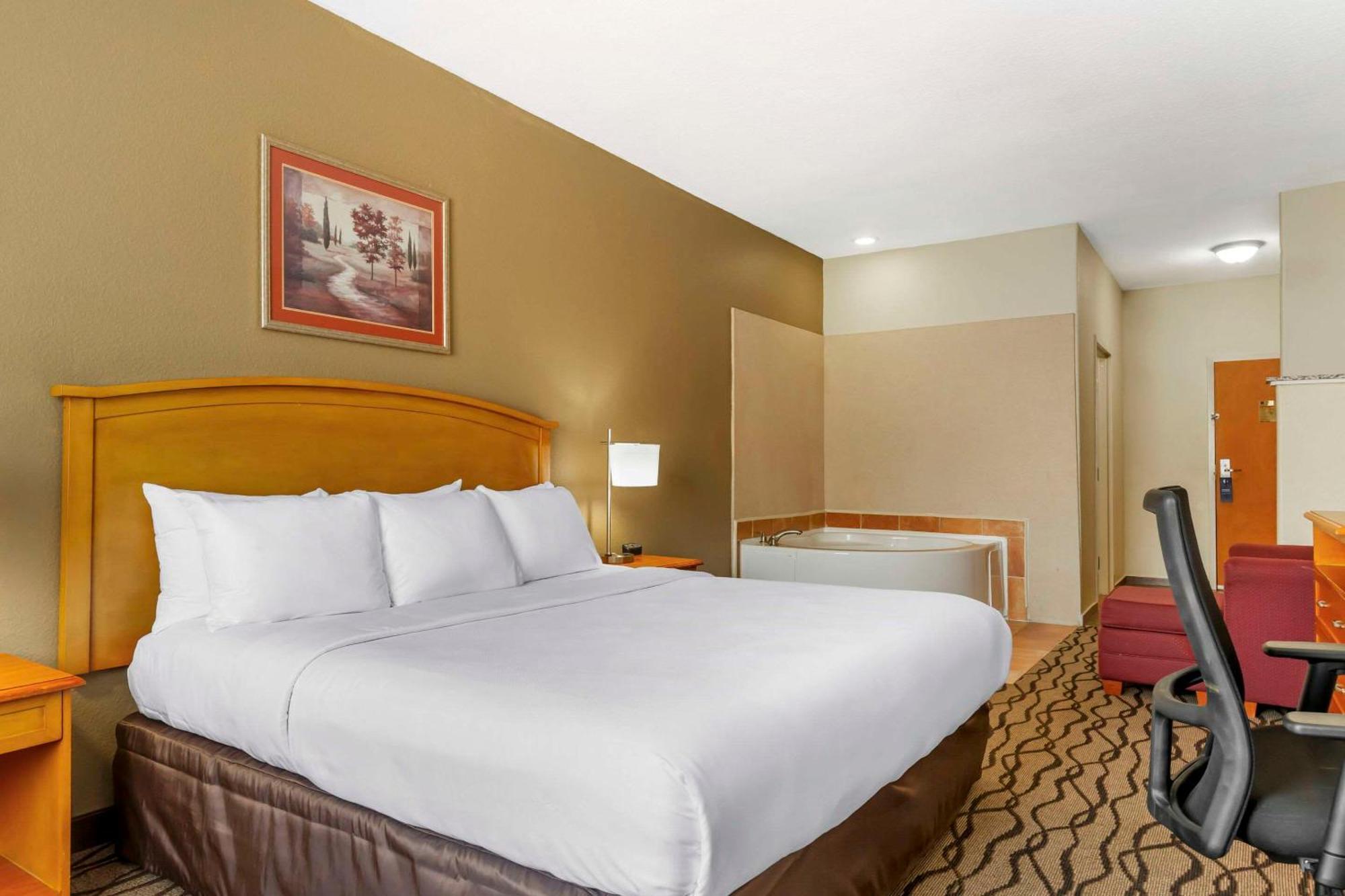 Comfort Inn & Suites Chesapeake - Portsmouth Esterno foto