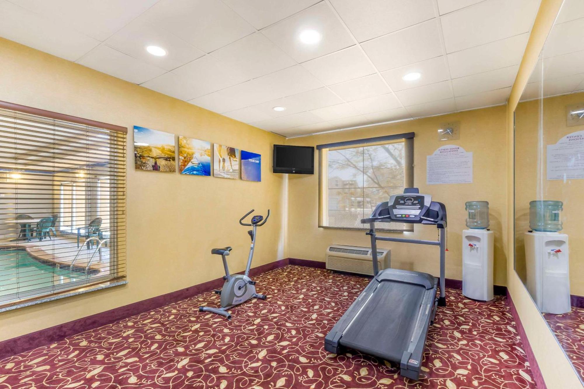 Comfort Inn & Suites Chesapeake - Portsmouth Esterno foto