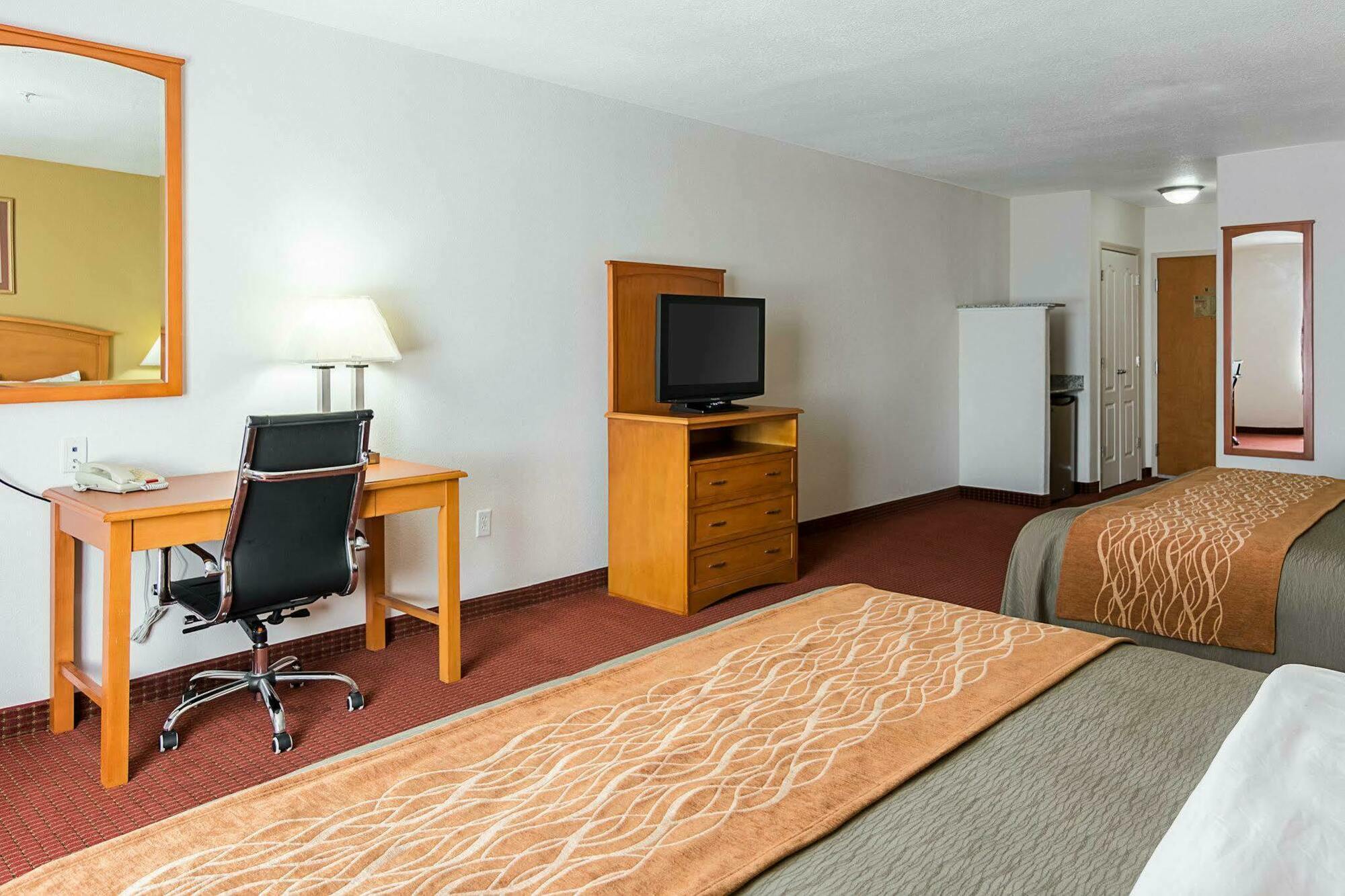 Comfort Inn & Suites Chesapeake - Portsmouth Esterno foto